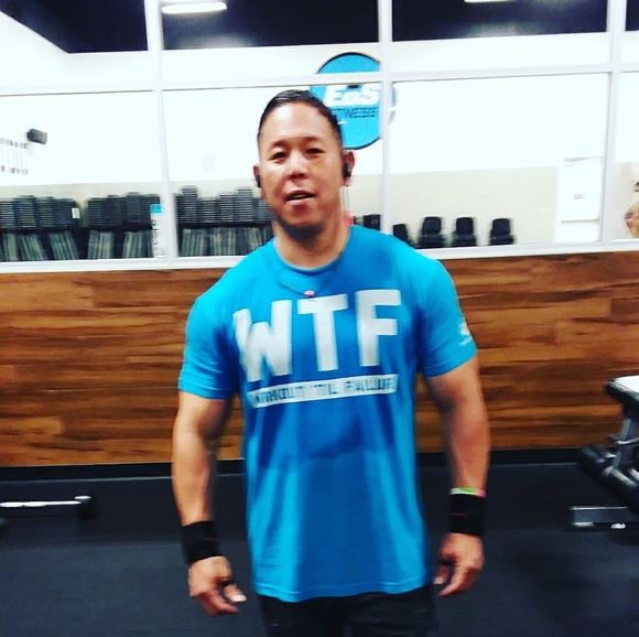 Meet your Posher, Edwin - Picture 2 of 3